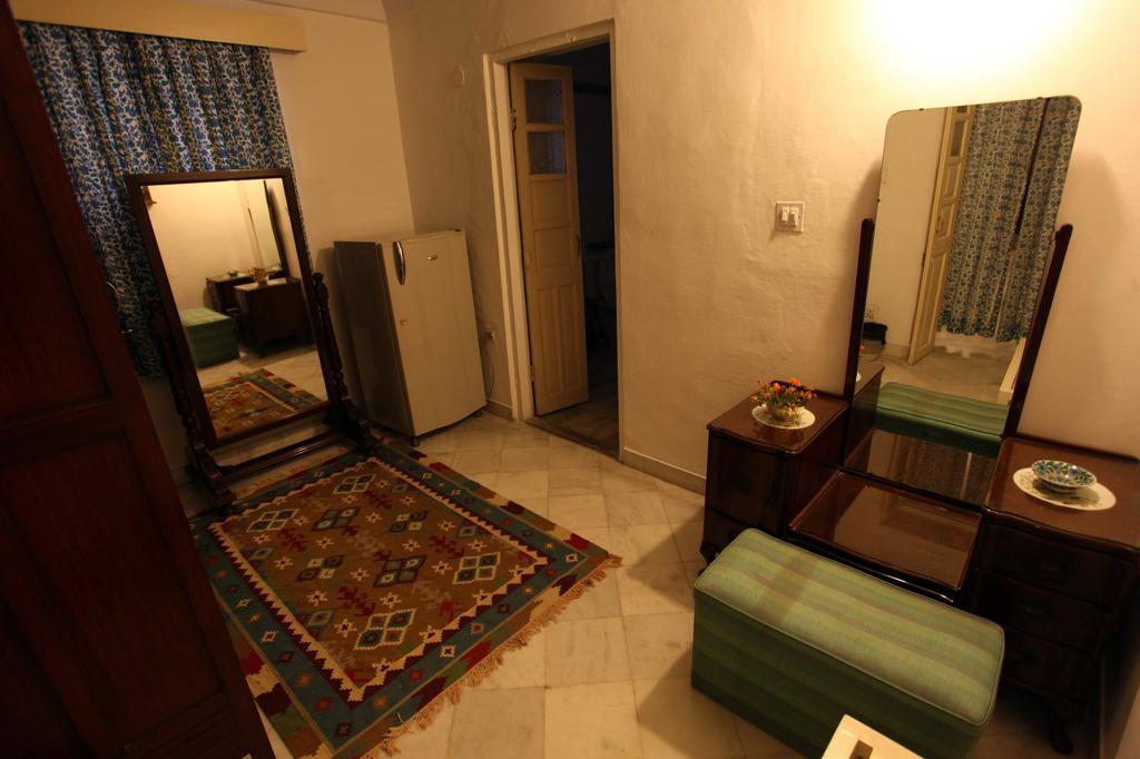 Loharu House Bed and Breakfast Jaipur Rum bild